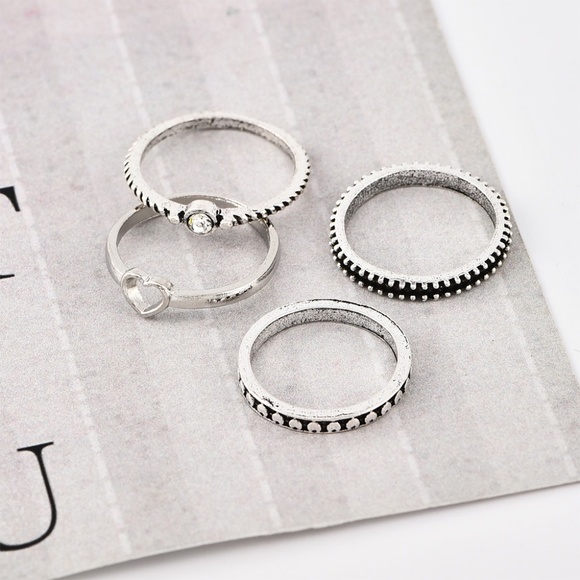 **HADASSAH* 4-Pc Silver Rhinestone Fashion Ring Set - Picture 5 of 8